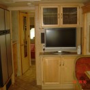 National RV Dolphin 5355 Twin Slide-Out - National RV Dolphin Interior 018.JPG