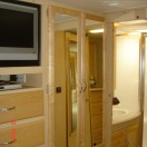National RV Dolphin 5355 Twin Slide-Out - National RV Dolphin Interior 032.JPG