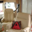 National RV Dolphin 5355 Twin Slide-Out - National RV Dolphin Interior 010.JPG