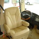 National RV Dolphin 5355 Twin Slide-Out - National RV Dolphin Interior 015.JPG